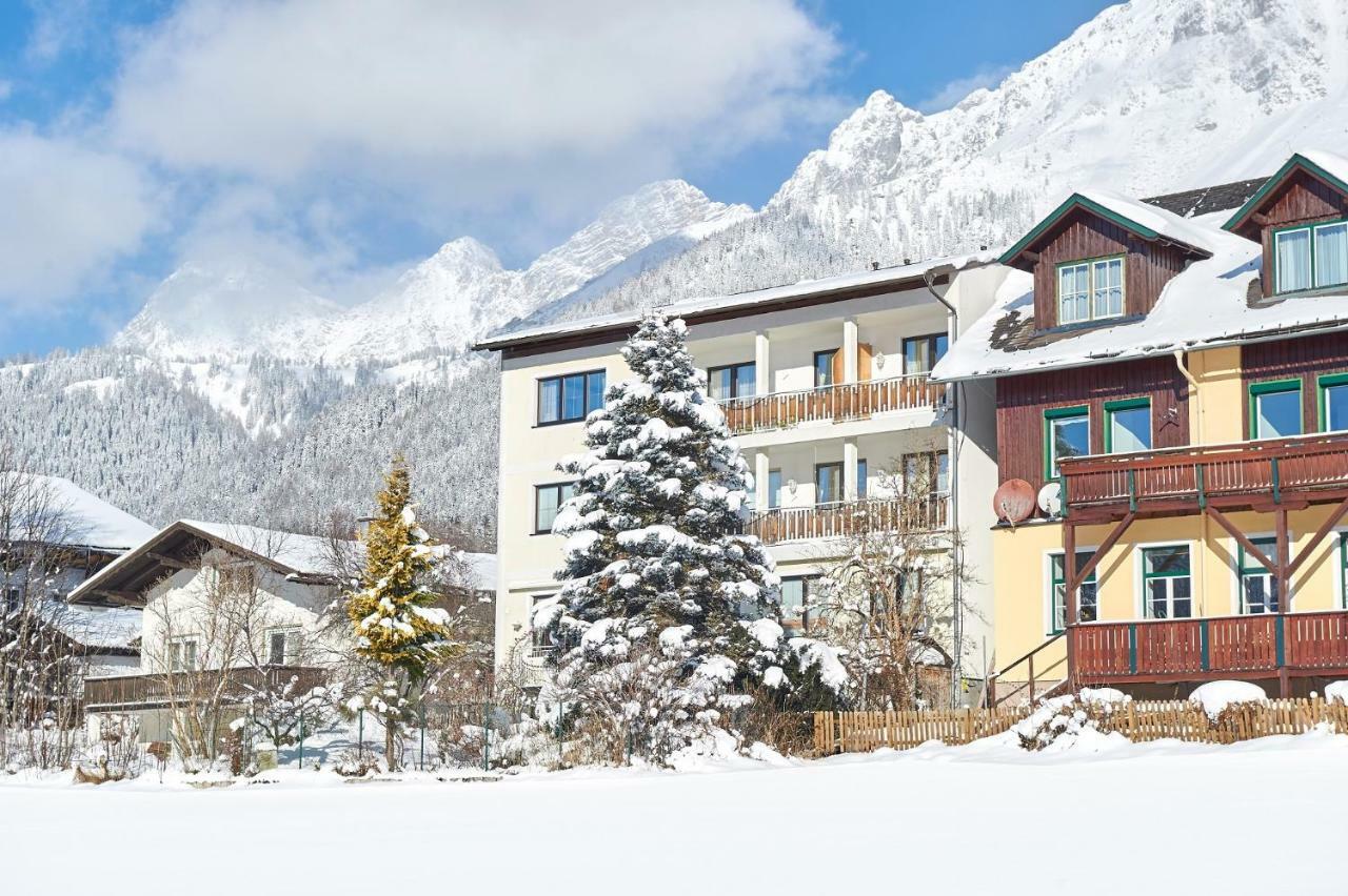Gaestehaus Herma Ramsau am Dachstein Exterior photo